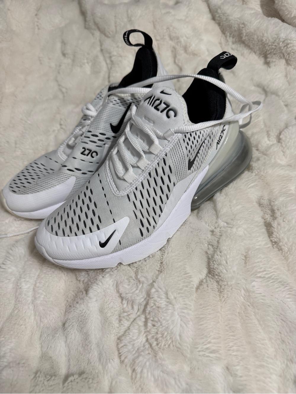 Nike Air Max 270 Women’s Sneakers White and Black